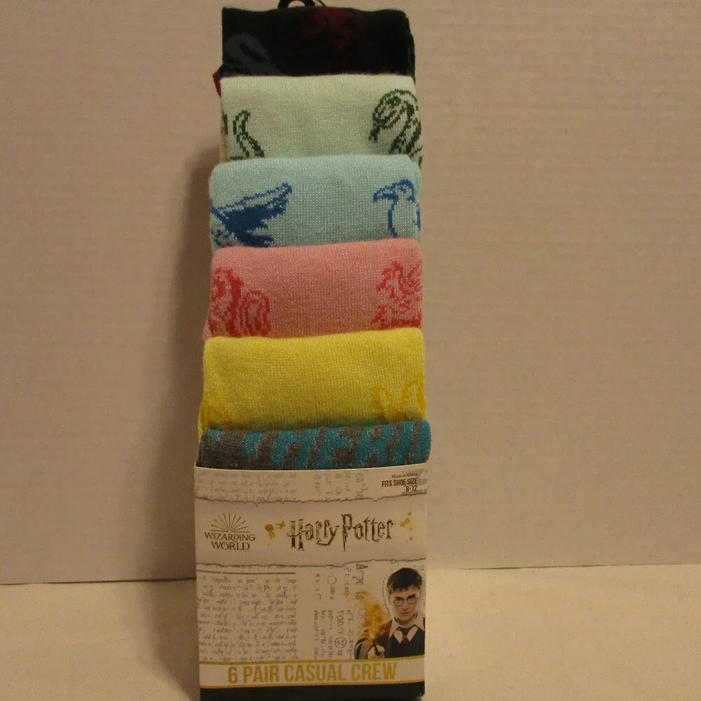 Harry Potter Socks Bioworld NEW Woman Size 8-12 Blue Yellow Pink Crew Set Of 6